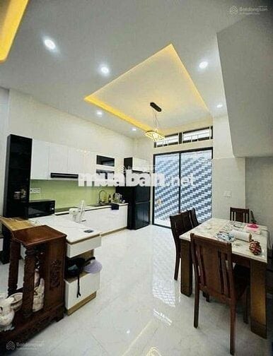 KẸT VỐN CẦN BÁN NHÀ TRẦN XUÂN HOÀ, P7, QUẬN 5.GIÁ:5Tỷ660. SỔ SẴN.
