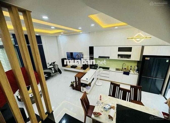 KẸT VỐN CẦN BÁN NHÀ TRẦN XUÂN HOÀ, P7, QUẬN 5.GIÁ:5Tỷ660. SỔ SẴN.