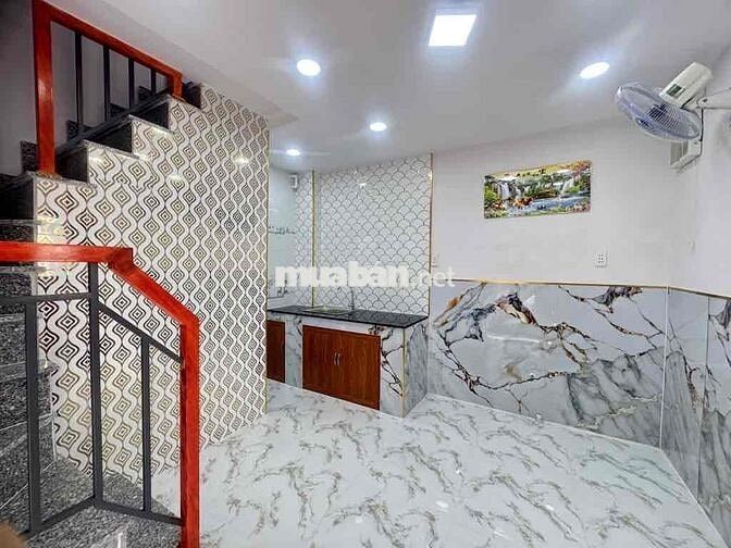 NHÀ HXH PHẠM VĂN CHIÊU SÁT SIÊU THỊ EMART2 GIÁ 2,8 TỶ SỔ HỒNG RIÊNG