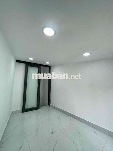 Chủ nhà bán gấp shr 3 tầng ko lộ giới quy hoạch hẻm 3m thông vay 500tr