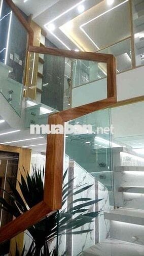 Cần bán nhà Trung Mỹ Tây quận 12