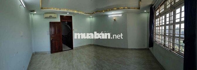 nhà thuê cực rẻ, 100m2 giá 15tr, 1trệt2lầu, 1 sân thượng, có nội thất,