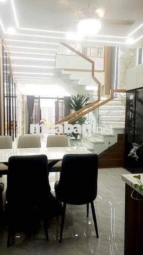 Cần bán nhà Trung Mỹ Tây quận 12