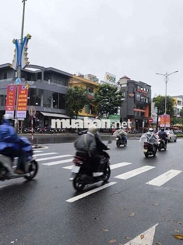 NHÀ MẶT TIỀN NGAY CẦU RỒNG NGANG 7M5