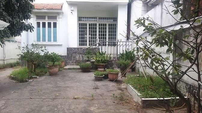 Cho thuê Nhà mặt phố ngang 10m (diện tích 1000m2) mặt tiền đường Dương