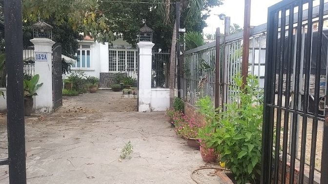 Cho thuê Nhà mặt phố ngang 10m (diện tích 1000m2) mặt tiền đường Dương