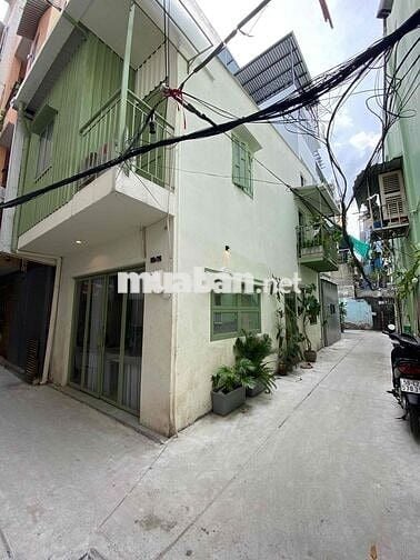 Nhượng hợp đồng thuê nhà nguyên căn Q5