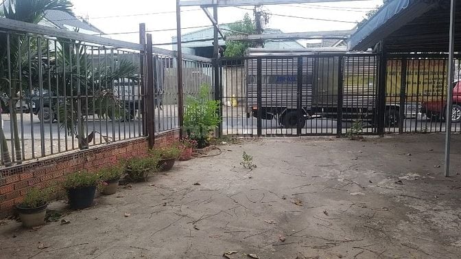 Cho thuê Nhà mặt phố ngang 10m (diện tích 1000m2) mặt tiền đường Dương