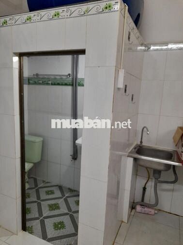 Nhà cho thuê 1 trệt 1 lầu nguyên căn ở Bình Tân