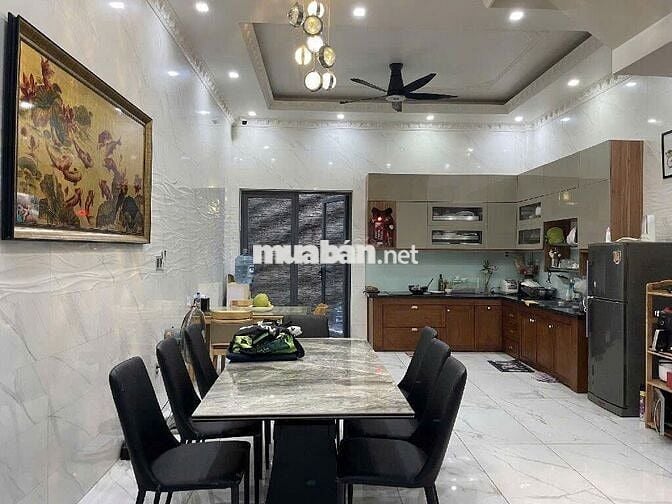 Bán Gấp Biệt Thự 611/8 Điện Biên Phủ 103m2 4 tầng XH đỗ cửa Chỉ 15,X T