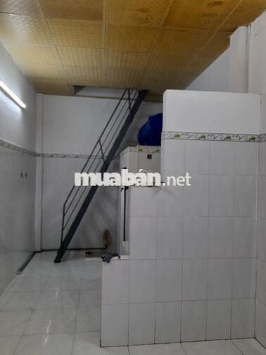 Nhà cho thuê 1 trệt 1 lầu nguyên căn ở Bình Tân