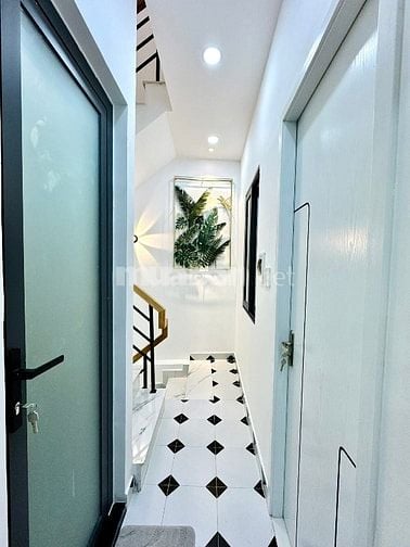 Nhà 3 lầu đẹp Cao cấp hẻm Thiên Hộ Dương, P1, Q.Gò Vấp, vào ở ngay.