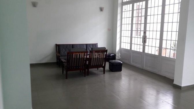 Cho thuê Nhà mặt phố ngang 10m (diện tích 1000m2) mặt tiền đường Dương
