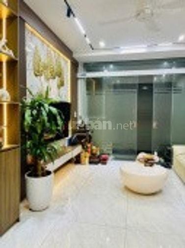 Bán Nhà Riêng tại Đỗ Quang, 22,3 tỷ, 42 m2, giá tốt Hot!