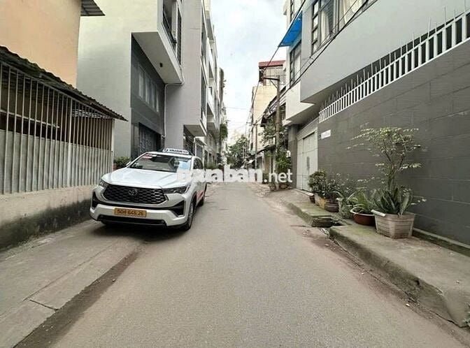 Bán Gấp Biệt Thự 611/8 Điện Biên Phủ 103m2 4 tầng XH đỗ cửa Chỉ 15,X T