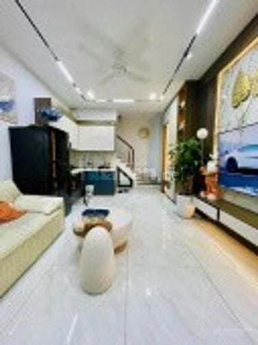 Bán Nhà Riêng tại Đỗ Quang, 22,3 tỷ, 42 m2, giá tốt Hot!