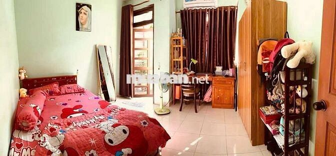 Ngay Siêu Thị Emart Phan Văn Trị, Trường Việt Úc, Khu Phân Lô Cao Cấp