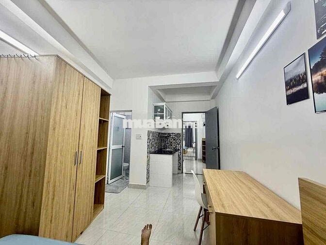 BÁN CĂN HỘ DỊCH VỤ MỚI - SÁT ĐH NGÃ TƯ HÀNG XANH