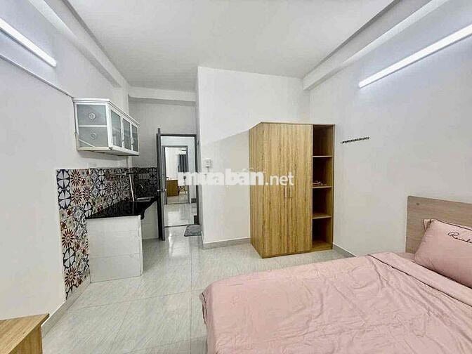 BÁN CĂN HỘ DỊCH VỤ MỚI - SÁT ĐH NGÃ TƯ HÀNG XANH