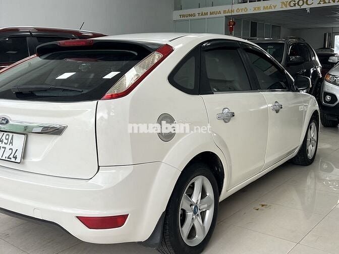 Ford Focus 2011 1.8 AT - 85000 km