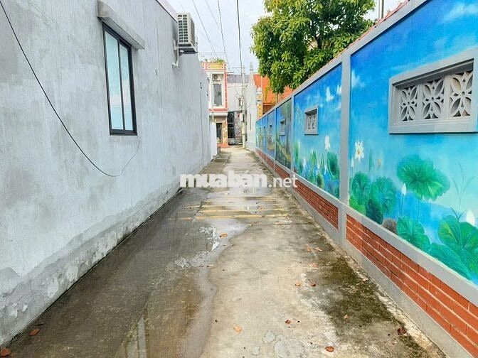 Đất đẹp tổ 5, Quang Minh, Mê Linh, HN. oto đỗ cửa. DT 65m, giá 3,1 tỷ.