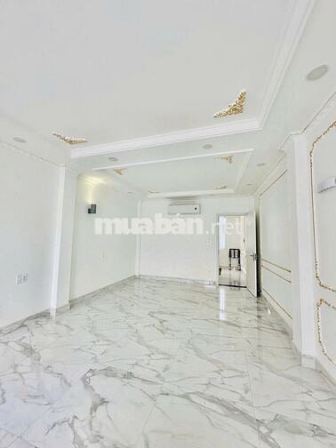 NHÀ ĐẸP NGUYÊN CĂN - MT 42C Đồng Xoài, P.13, Q.TB - 5x18m - 3 Tầng