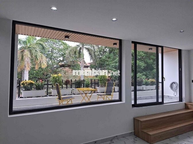 BÁN NHÀ PHỐ KINH DOANH FULL NỘI THẤT DTSD 330m2