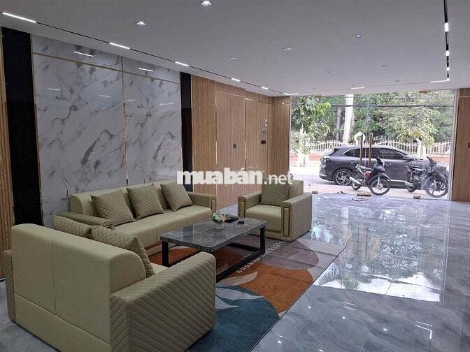 BÁN NHÀ PHỐ KINH DOANH FULL NỘI THẤT DTSD 330m2