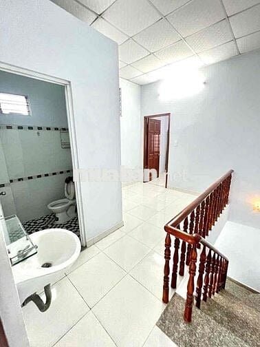 🏠Nhà hẽm xuan thới thuợng hoc mon , khu an ninh, nha đep 1lau 3pn