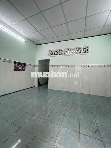 Nhà ngõ hẻm 55m2 có gác suốt, giáp quận 1,  gần trường