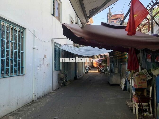 Bán Nhà Góc 2 MT Hẻm Nguyễn Biểu- Quận 5. DT: 3,3 x 11. Giá: 6,5 tỷ