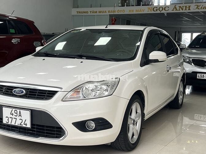 Ford Focus 2011 1.8 AT - 85000 km