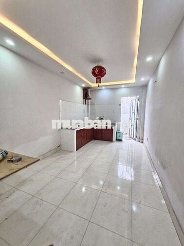Cho thuê nhà lầu hẻm thông xe tải
