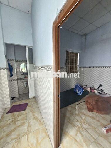 Cho thuê nhà lầu hẻm thông xe hơi