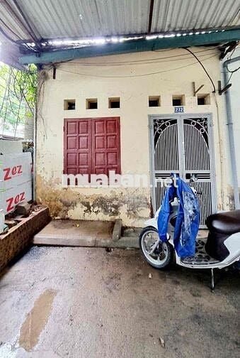 Cho thuê tập thể 918 Phúc Đồng , Long Biên 50m, giá 4.5 triệu, gác xep