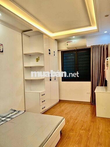 Cho thuê nhà Phố Tư Đình, Long Biên 30mx5, giá 9 triệu. full nội thất