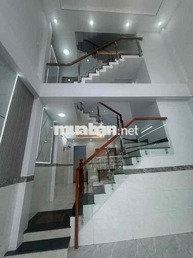 NHÀ ĐẸP FULL NỘI THẤT - HẺM XE HƠI LÊ VĂN KHƯƠNG - NGANG ĐỈNH 5M - 65m