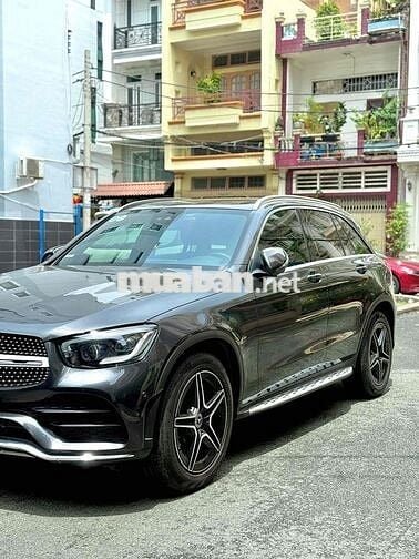 Mercedes Benz GLC300 2022 - 56000 km