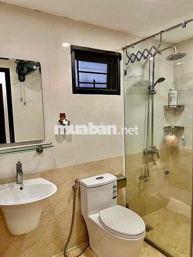 Cho thuê nhà Phố Tư Đình, Long Biên 30mx5, giá 9 triệu. full nội thất