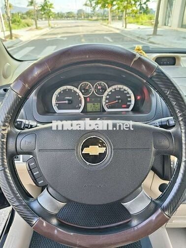 Bán Chevrolet Aveo 2015 số sàn. Máy 1.5