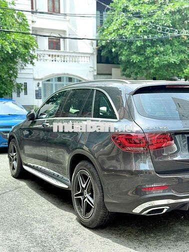 Mercedes Benz GLC300 2022 - 56000 km