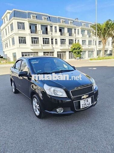 Bán Chevrolet Aveo 2015 số sàn. Máy 1.5