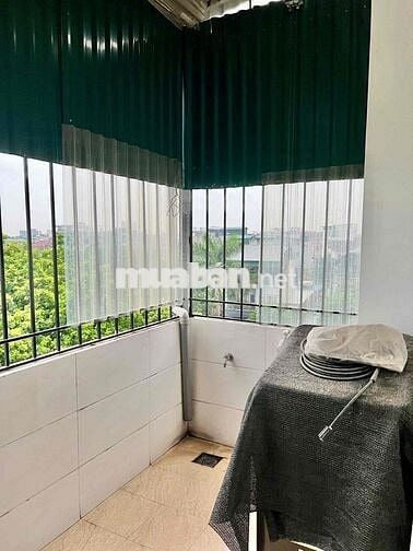 Cho thuê nhà Phố Tư Đình, Long Biên 30mx5, giá 9 triệu. full nội thất