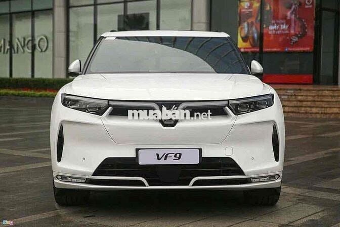 VinFast VF9 2025 Plus giao ngay ưu đãi 238 triệu