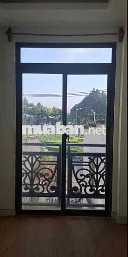 Cho thuê nhà nguyên căn mới đẹp Đường Chu văn An Quận BY