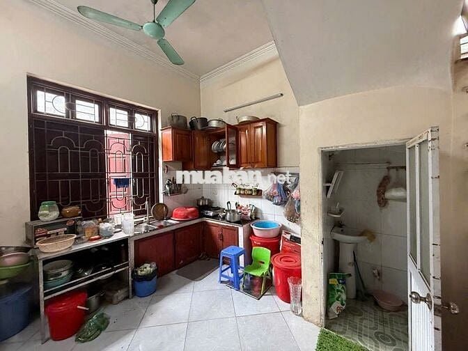 BẠCH MAI - BÁN ĐẤT TẶNG NHÀ - MẶT TIỀN KHỦNG - PHÙ HỢP XÂY CMMN