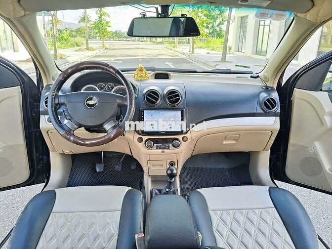 Bán Chevrolet Aveo 2015 số sàn. Máy 1.5