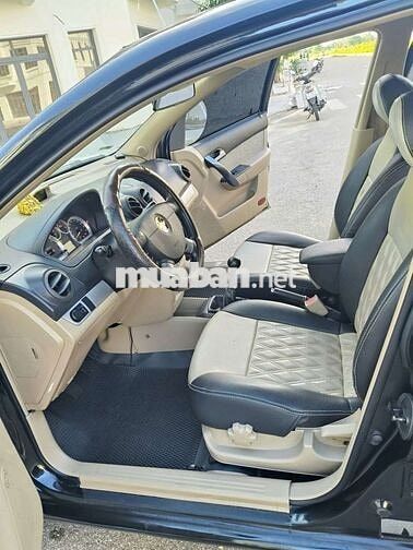 Bán Chevrolet Aveo 2015 số sàn. Máy 1.5