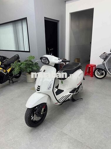 Vespa S125 2022 Trắng đi lướt Hỗ trợ góp