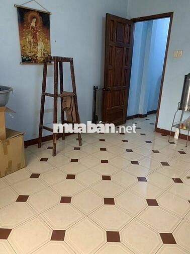 Nhà Hẻm Ngay Phía Sau Trụ Sở Công An Phường Tân Hưng Trần Xuân Soạn